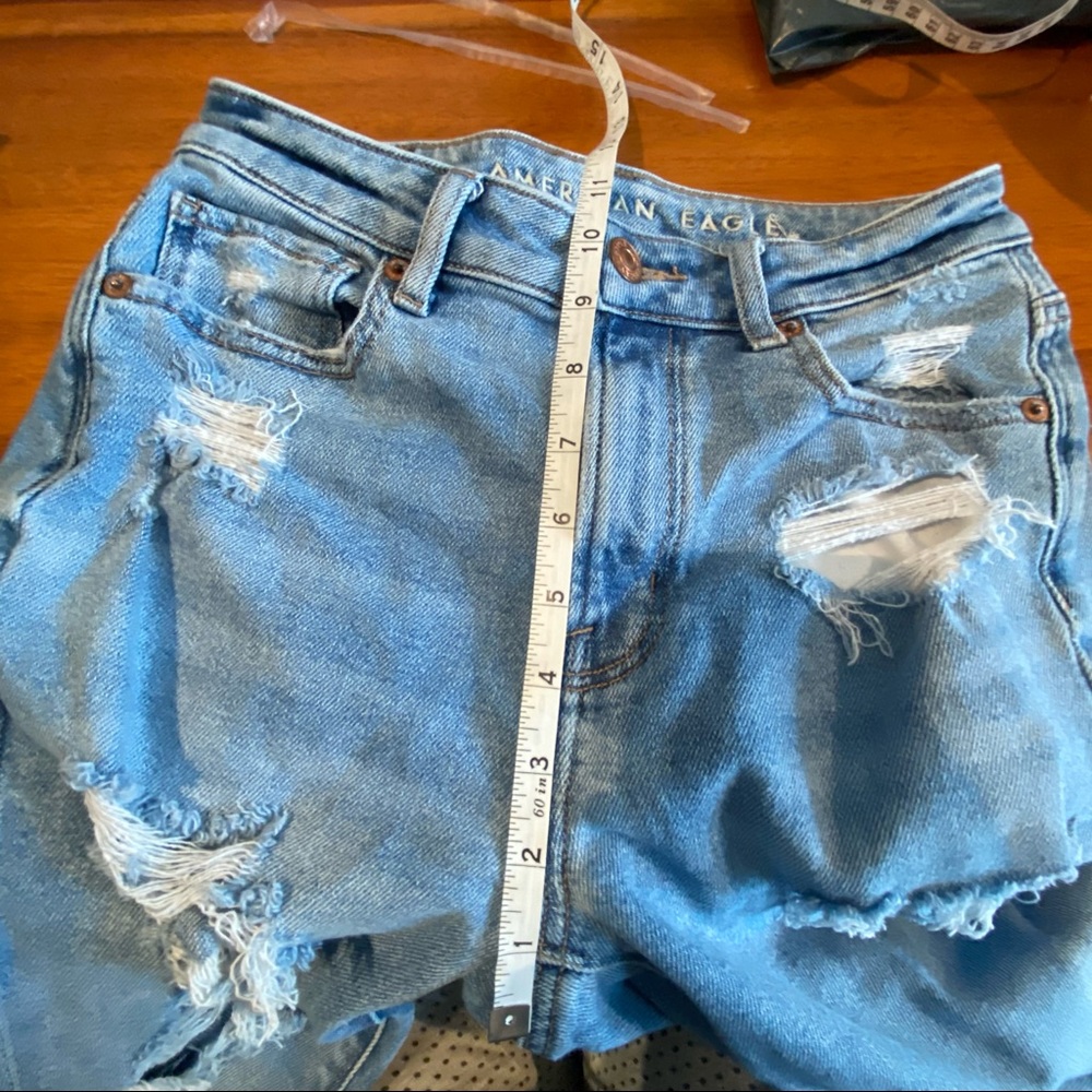 American Eagle Light Wash Distressed Mom Jean - Picture 10 of 11